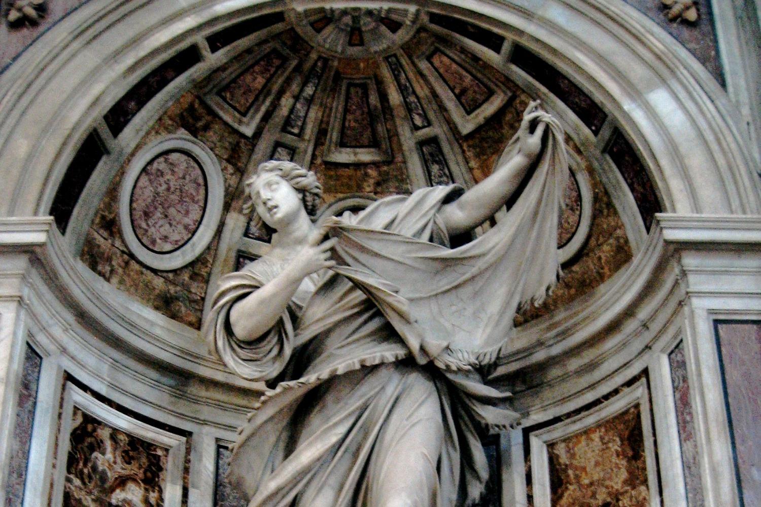 Statue of St. Veronica and the Veil in St. Peter&#039;s Basilica