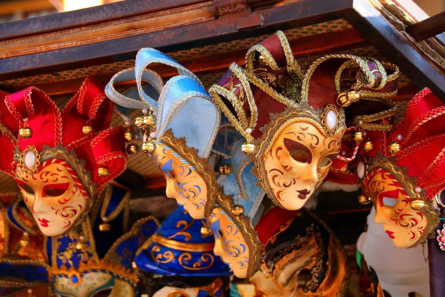 parade masks